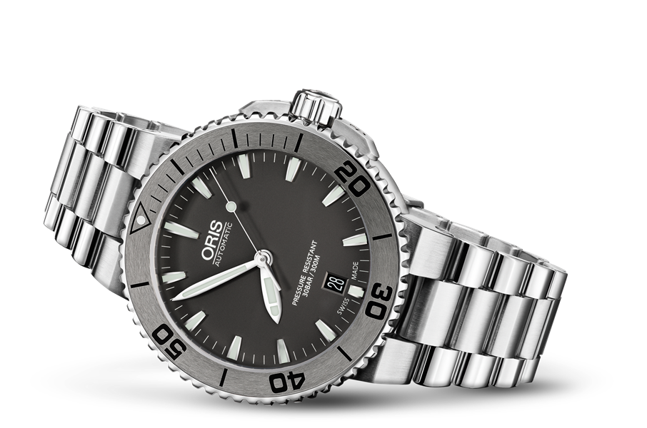 Aquis Date - 01 733 7676 4153-07 8 21 10P | Oris